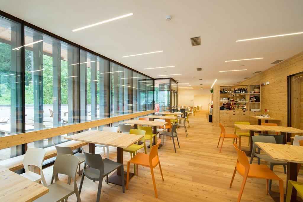 Vallesinella Hotel Restaurant Bar 마돈나 디 캄필리오 외부 사진