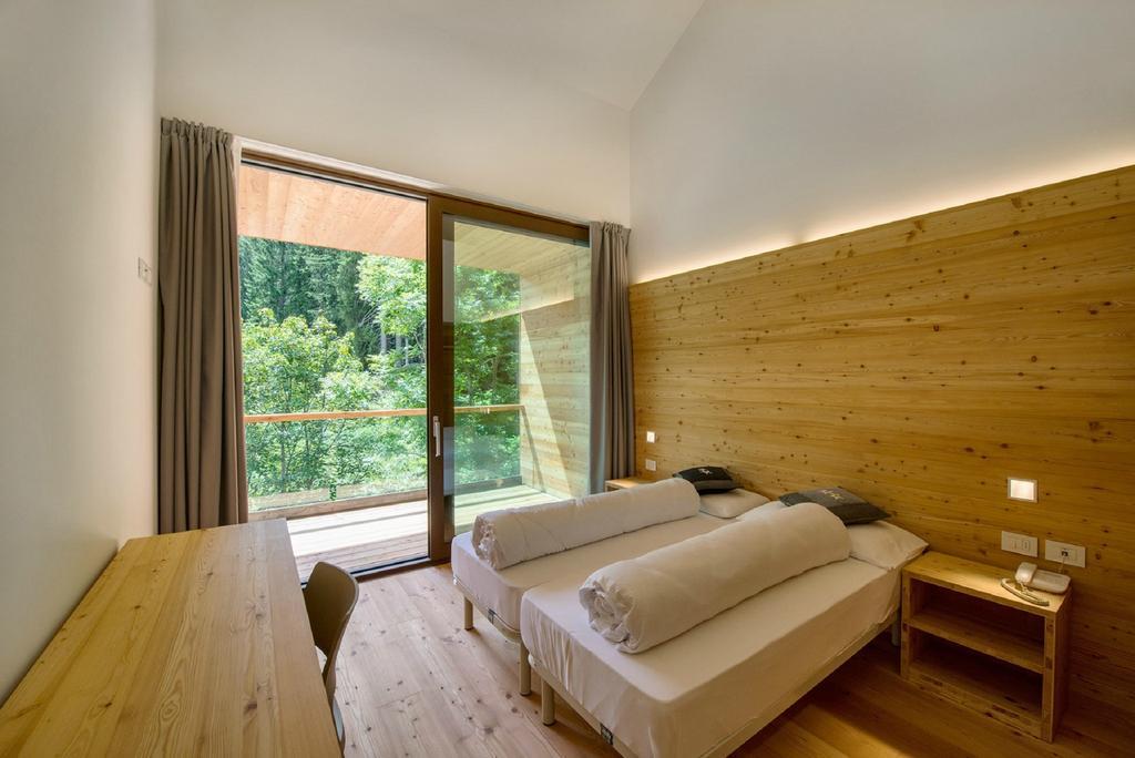 Vallesinella Hotel Restaurant Bar 마돈나 디 캄필리오 외부 사진